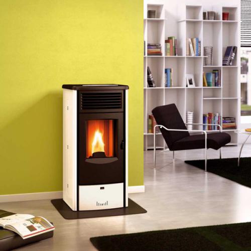 CLEO FREESTANDING PELLET BURNING FIREPLACE CALORE SUSTAINIBLE ENERGY-600x600