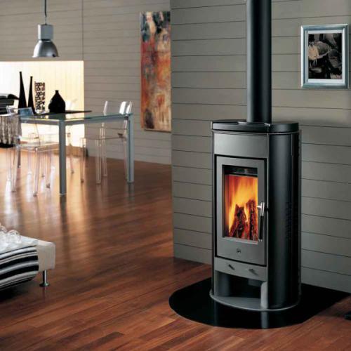 E917 FREESTANDING WOOD BURNING FIREPLACE STOVE CALORE SUSTAINABLE ENERGY-600x600